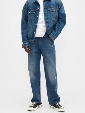 NWT GAP Men’s Relaxed Fit Distressed Jeans 32x34 New With Tags Denim Casual